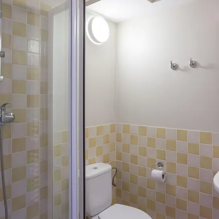 Apartmanhotel Pierre & La Marelle Et Le Rami 3*
